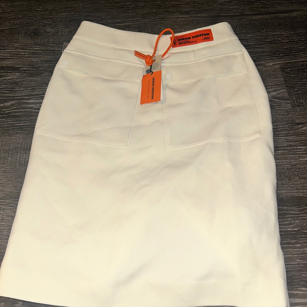 Heron Preston White Pencil Skirt w/ Signature Orange Label – Size Small